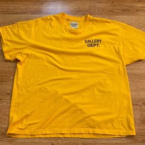 Gold gallery department tee shirt